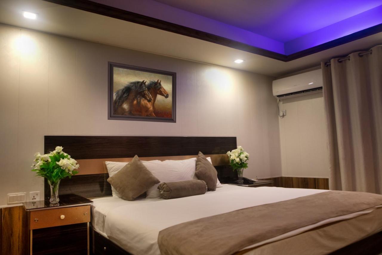 Hotel Marco Polo לאהור מראה חיצוני תמונה