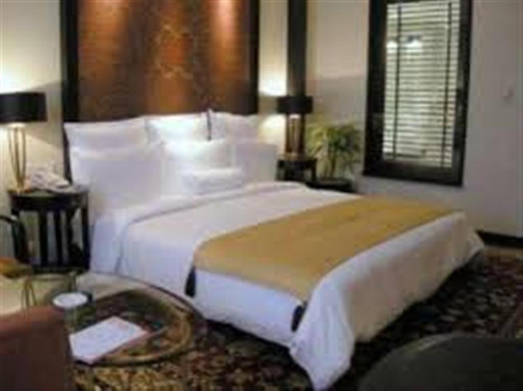 Hotel Marco Polo לאהור מראה חיצוני תמונה